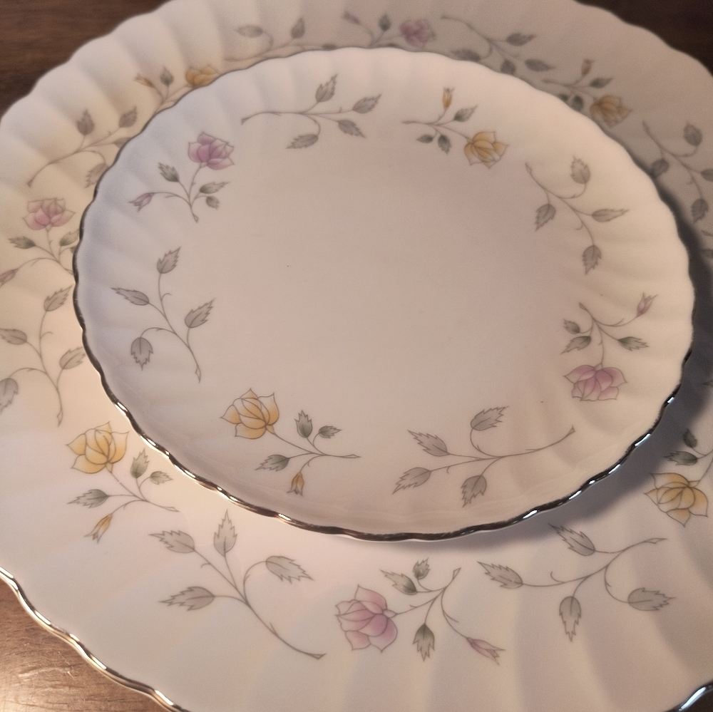 Vintage Brae Loch Silhouette by Syracuse fine china